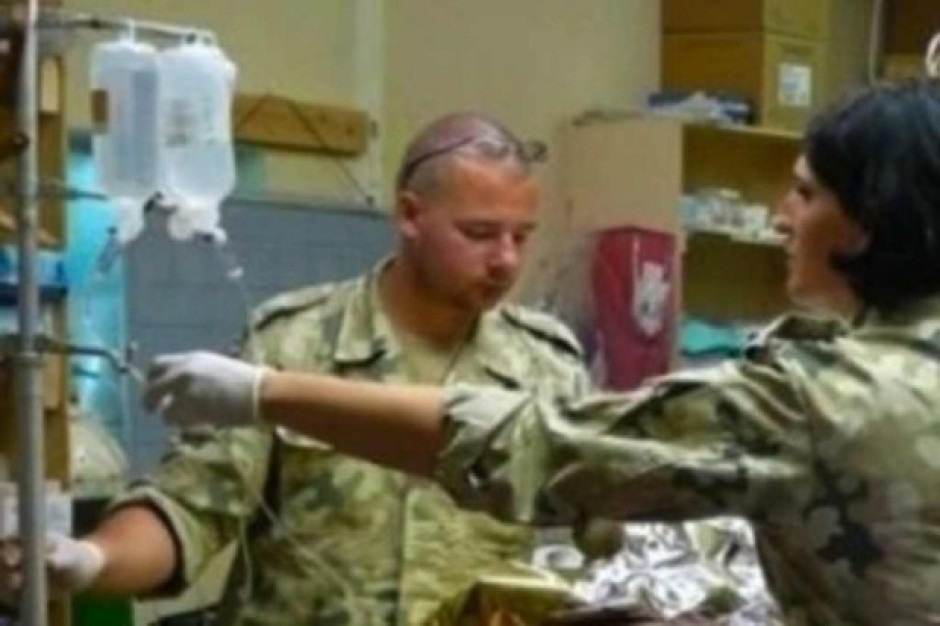 Wiceszef MON podkreślił, że dla lekarzy wojskowych, obok wiedzy medycznej na najwyższym poziomie niezbędna jest formacja wojskowa Fot. Archiwum (zdjęcie ilustracyjne) Wiceszef MON: wojsko potrzebuje żołnierzy, którzy są jednocześnie lekarzami
