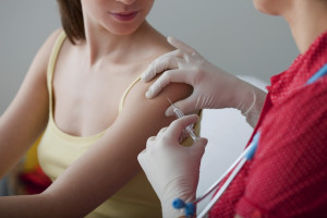 Brakuje szczepionek przeciwko tężcowi i błonicy