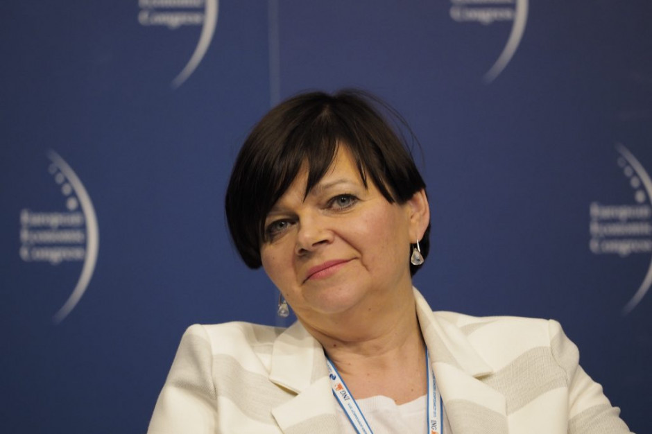 Na zdj. Izabela Leszczyna Fot. PTWP Wybory: KO chce dodatkowych 30 mld zł na zdrowie z akcyzy