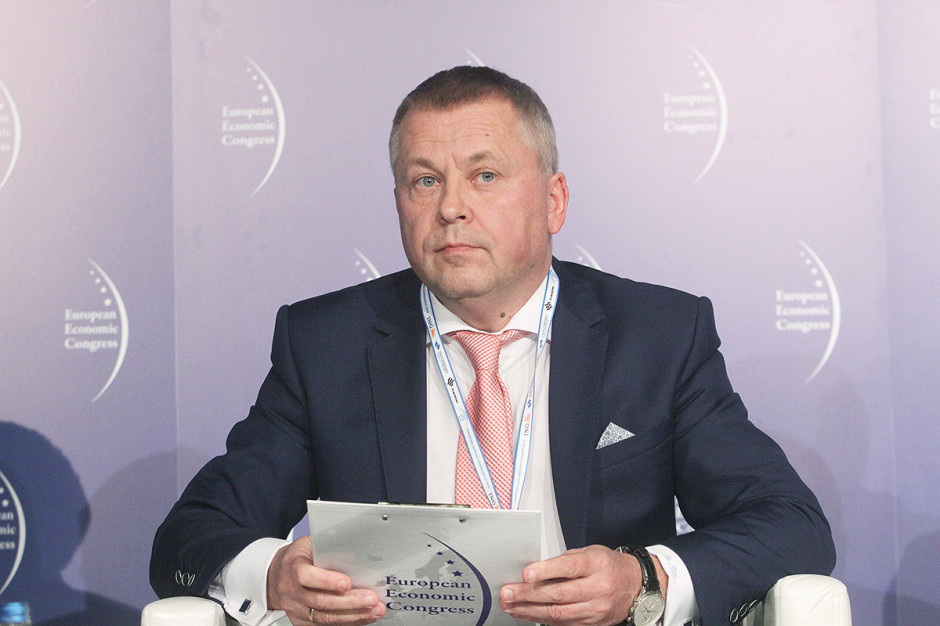 W 2016 r. skończy się świadczenie prostych usług po niskich kosztach
