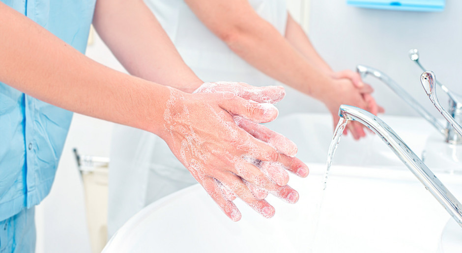 Bezpieczna opieka nad pacjentem zaczyna się od higieny rąk