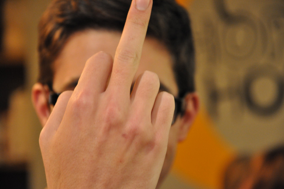 Granie na komputerze w brutalne gry może zwiększyć liczbę zachowań agresywnych. Fot. Diego Silva Galan/Flickr (CC BY-SA 2.0) Badacze: brutalne gry komputerowe wzmagają agresję