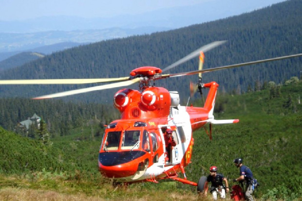 Przegląd maszyny potrwa do połowy grudnia Fot. TOPR Zakopane: TOPR (na razie) bez śmigłowca