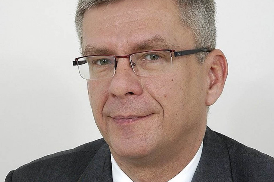 Stanisław Karczewski. FOT. Sławomir Kaczorek/Wikimedia Commons Kosiniak-Kamysz, lekarz z zawodu: Mogę zaszczepić prezydenta. Karczewski – również lekarz: Odradzam ofertę