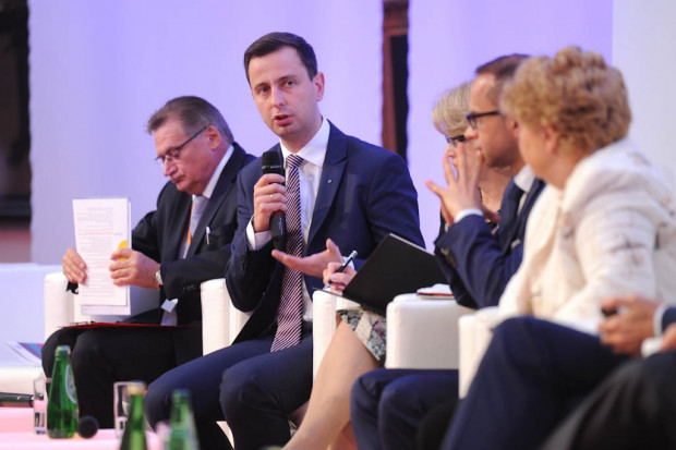 Podczas debaty otwierającej Międzynarodowy Kongres Zdrowego Starzenia Na Kongresie Zdrowego Starzenia o polityce senioralnej