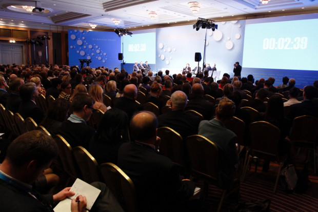 "Nowa kadencja, nowe otwarcie w polityce zdrowotnej" - sesja inaugurująca XI Forum Rynku Zdrowia 22 października 2015 r. Fot. PTWP Nowe otwarcie w ochronie zdrowia? Ostatnia debata polityków przed ciszą wyborczą