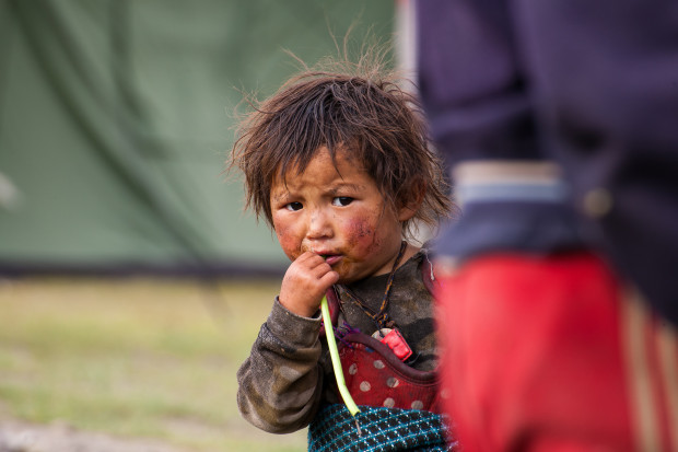 W Nepalu 3 milionom dzieci poniżej piątego roku życia grozi śmierć lub choroba. Fot. Lenz/Flickr (CC BY-ND 2.0) UNICEF: zdrowie 3 mln dzieci w Nepalu zagrożone