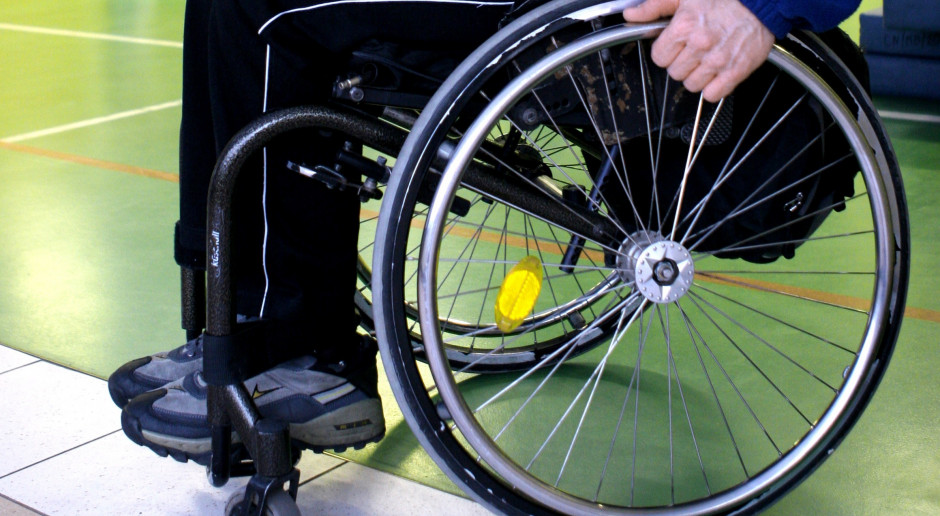 Mularczyk: wciąż zbyt mała pomoc dla osób niepełnosprawnych 