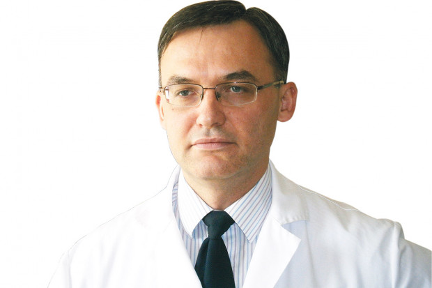 Prof. Konrad Rejdak, kierownik Katedry I Kliniki Neurologii Uniwersytetu Medycznego w Lublinie Wczesne leczenie SM opóźnia pojawienie się kolejnych faz choroby