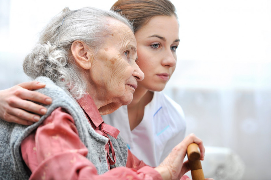 Do DDOM będą przyjmowani pacjenci, którzy opuszczają szpital, a ich stan zdrowia wymaga wzmożonej opieki pielęgniarskiej. Fot. Shutterstock Warszawa: otwarto pierwszy w stolicy dzienny dom opieki medycznej