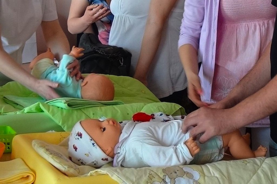 Pielęgniarki i położne postarały się o środki zewnętrzne na zaadoptowanie pomieszczeń szpitalnych na profesjonalną szkołę rodzenia Fot. PWSZ Tarnów (zdjęcie ilustracyjne) Ustrzyki Dolne: otwierają szkołę rodzenia