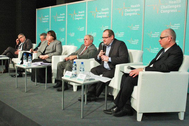 Sesja e-zdrowie: rozwiązania telemedyczne i technologie informacujne wspierające funkcjonowanie placówek ochrony zdrowia na Health Challenges Congress w Katowicach. Fot. PTWP HCC: harmonogram informatyzacji ochrony zdrowia jest realny
