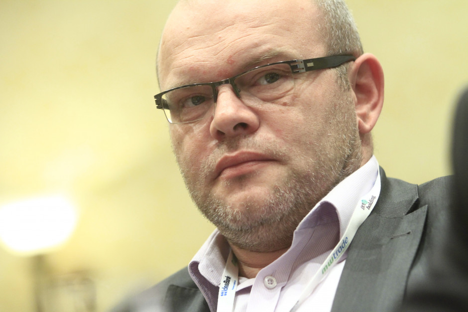 Piotr Pobrotyn, dyrektor Uniwersyteckiego Szpitala Klinicznego we Wrocławiu, wyjaśnia, że od początku istnienia szpitala oprócz budynków A i B w planach był budynek C. Fot. PTWP Wrocław: klinikom dziecięcym potrzeba nowoczesnych budynków
