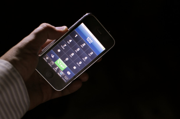 Sondaż: co drugi nastolatek uzależniony od telefonu. Fot. Archiwum Sondaż: co drugi nastolatek uzależniony od telefonu