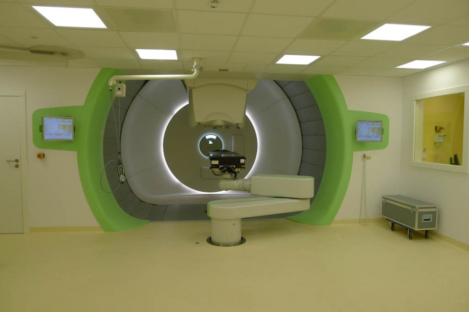 Centrum cyklotronowe otworzono w krakowskich Bronowicach 15 października 2015 r. Fot. Materiały prasowe CCB Cyklotron w Bronowicach: termin wyboru podwykonawcy został przesunięty na 2 lipca