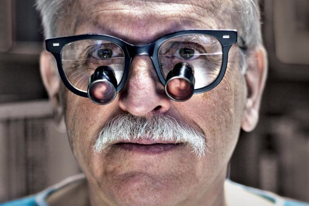 Prof. Janusz Skalski - kierownik Oddziału Kardiochirurgii Dziecięcej w Uniwersyteckim Szpitalu Dziecięcym. Fot. archiwum Kardiochirurdzy z Krakowa po raz pierwszy wszczepili zastawkę z polimerów trzylatkowi