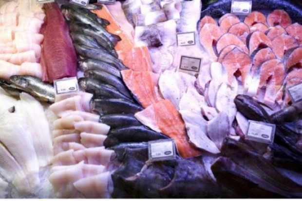 Nienasycone kwasy tłuszczowe obecne są m.in. w morskich rybach Fot. Archiwum Poziom kwasów omega-3 więcej mówi o ryzyku śmierci niż poziom cholesterolu