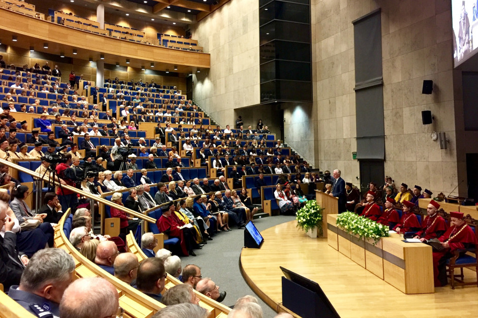 Wyróżniena dla naukowców UJ wręczano podczas uroczystej 653 inauguracji roku akademickiego. Fot. mat. prasowe Prof. Dariusz Dudek najlepszym naukowcem w Collegium Medicum UJ