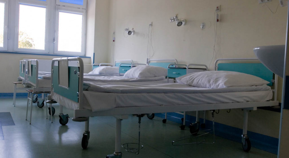 Mazowsze: 694 wolne łóżka dla pacjentów z koronawirusem, 26 wolnych respiratorów