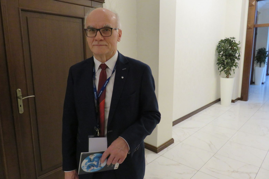 - To ukoronowanie różnego typu działań prowadzonych w ciągu ostatnich dwóch lat: spotkań, konferencji z przedstawicielami różnych środowisk, rozmów - prof. Stanisław Głuszek. Fot. Wojewódzki Szpital Zespolony w Kielcach Kielce: jest zgoda MZ na stworzenie Ośrodka Transplantacji Nerek