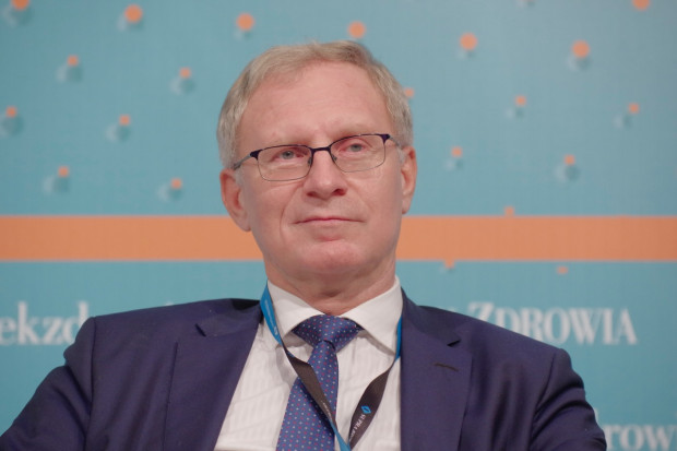 Podwyżki tak, ale po kolei, stopniowo, rozsądnie - uważa Tomasz Latos Fot. PTWP Tomasz Latos: podwyżki w służbie zdrowia - tak, ale stopniowo, rozsądnie