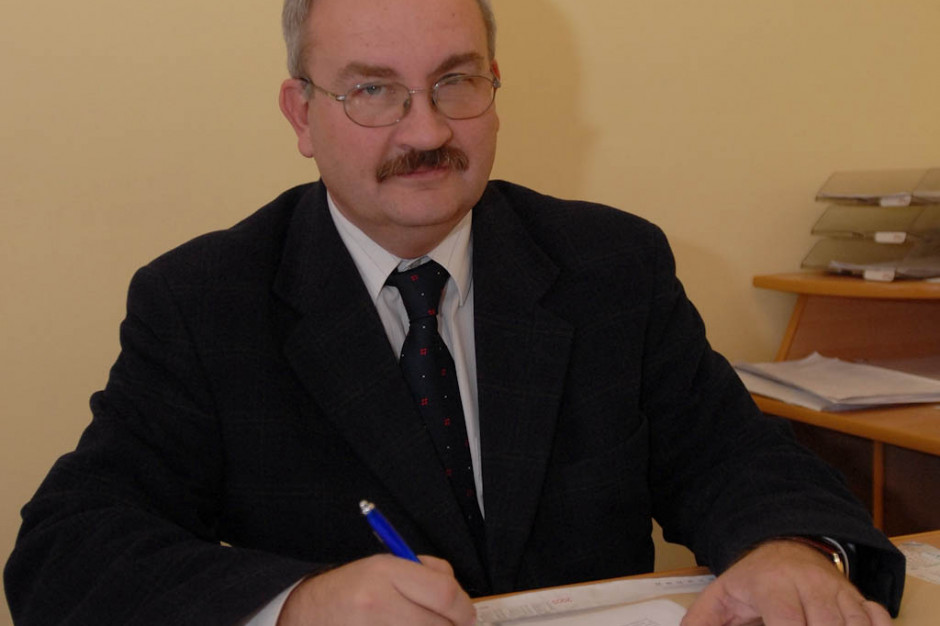 Dr Mariusz Jędrzejczak, dyrektor WSzS w Zgierzu Projektowana reforma opieki zdrowotnej: kilka sprzeczności i zagrożeń