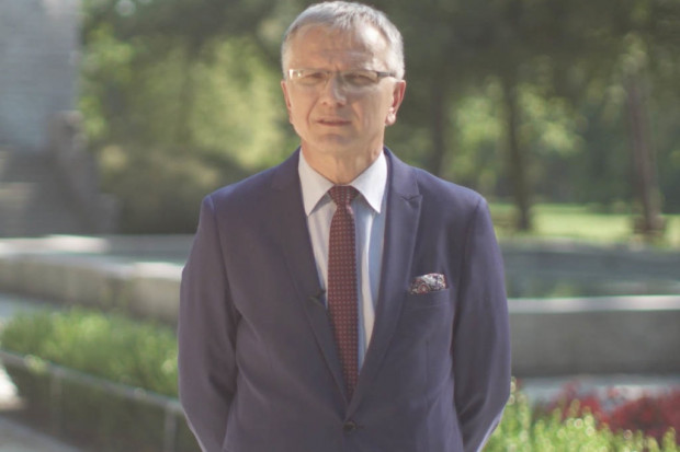 Jarosław Kielar, burmistrz Kluczborka Burmistrz Kluczborka: profilaktyka przeciwnowotworowa to dobra inwestycja (wideo)