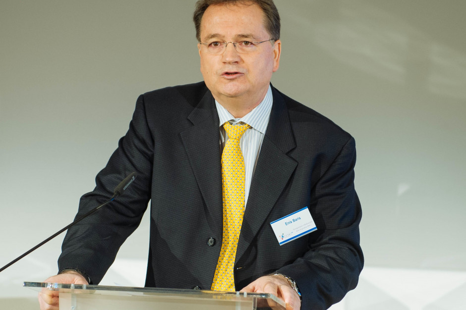 Enis Baris, ekspert Banku Światowego. Fot. NFZ Ekspert BŚ: wspieramy prace nad modelem opieki koordynowanej