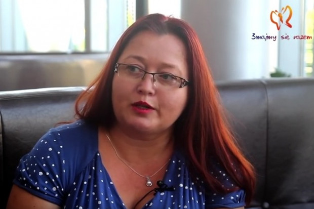Monika: Bardzo ważne jest wczesne zdiagnozowanie zapalnej choroby reumatycznej. Fot. Youtube (materiał ogólnodostępny) Młodzi ludzie opowiadają o życiu z chorobą reumatyczną