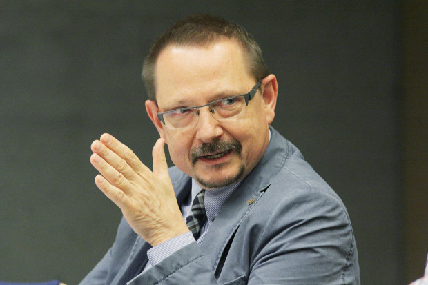 Skąd pieniądze na dodatkowe zadania POZ?