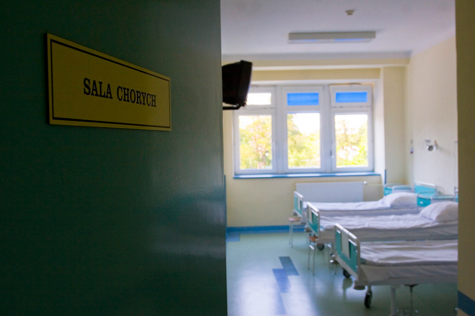 Salowe uciekają ze szpitali