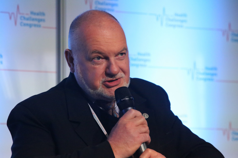 Andrzej Jacyna wskazał, że warto zabiegać o lepszą współpracę pomiędzy lekarzami rodzinnymi a specjalistami. Fot. PTWP Prezes NFZ o lekarzach rodzinnych: chcemy, żeby odciążyli specjalistów