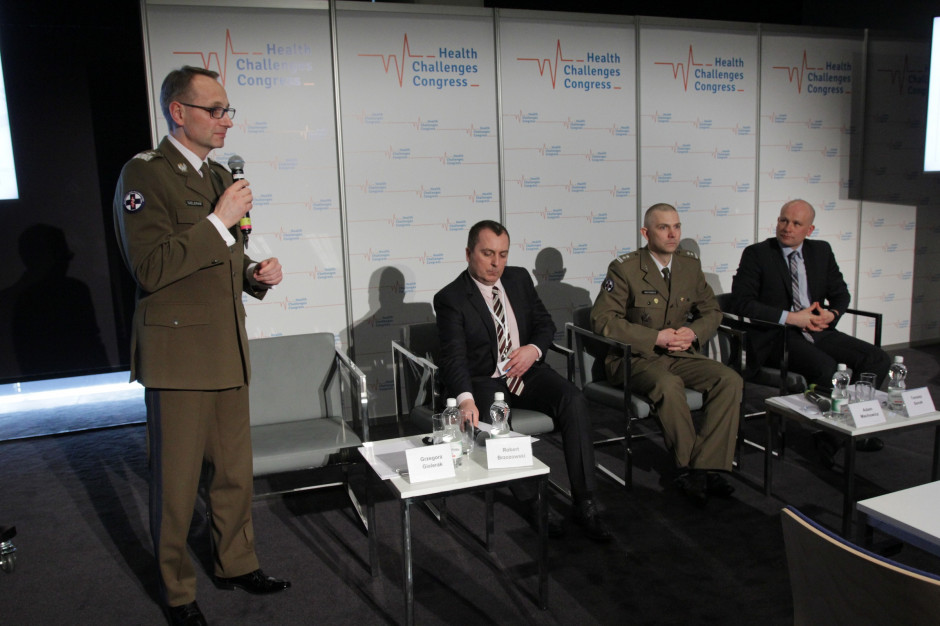 Gen. dyw. prof. Grzegorz Gielerak: - Zajmujemy się uprawianiem medycyny w nie do końca dobrych miejscach. Fot. PTWP HCC 2017: z pola walki do Instytutu