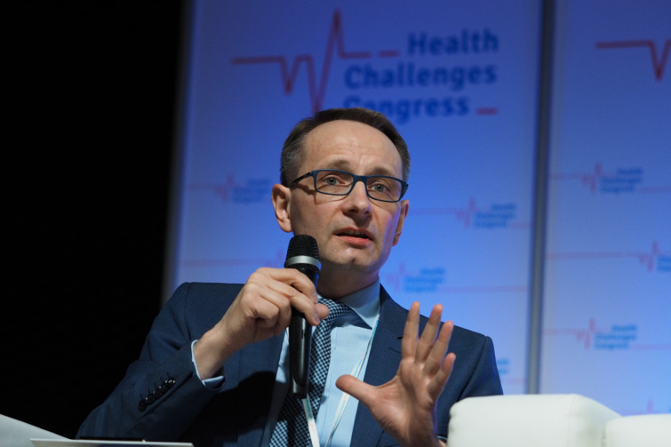 Prof. Grzegorz Gielerak. - Czas najwyższy, abyśmy w Polsce wprowadzili jednorodne standardy zarządzania i organizacji szpitala; FOT. PTWP Łódź: trzy bloki tematyczne konferencji w ramach debaty "Wspólnie dla zdrowia"