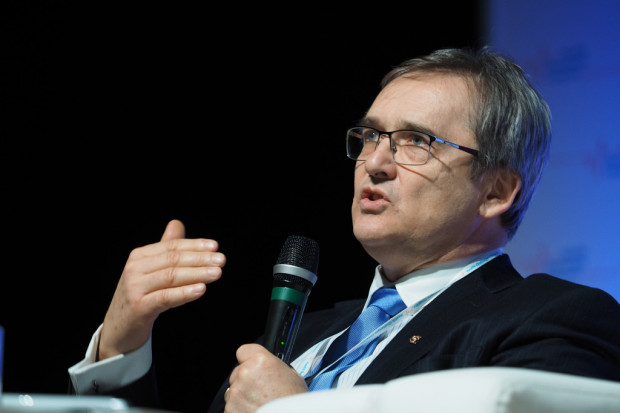 Zdaniem prezesa Naczelnej Rady Lekarskiej Macieja Hamankiewicza projekt całkowicie zmienia podejście do kwestii poczęcia życia ludzkiego w Polsce. Fot. PTWP NRL krytycznie o projekcie ustawy o prawach kobiet i świadomym rodzicielstwie