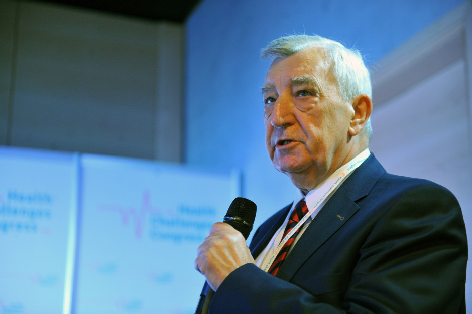 Odwołania prof. Radowickiego domagali się m.in. uczestnicy pikiet organizowanych przed MZ w ramach akcji "Szpitale bez aborterów". Fot. PTWP MZ o odwołaniu konsultanta krajowego w dz. położnictwa i ginekologii