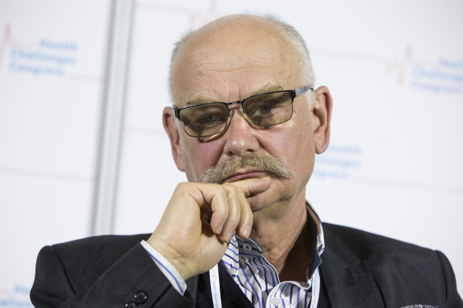 Na zdj. prof. Ryszard Piotrowicz, kierownik Kliniki Rehabilitacji Kardiologicznej i Elektrokardiologii Nieinwazyjnej Instytutu Kardiologii im. Prymasa Tysiąclecia Stefana Kardynała Wyszyńskiego w Warszawie Fot. PTWP HCC 2017: telerehabilitacja jest tak samo skuteczna jak tradycyjna