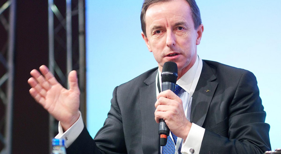 W sieci pytań i wątpliwości