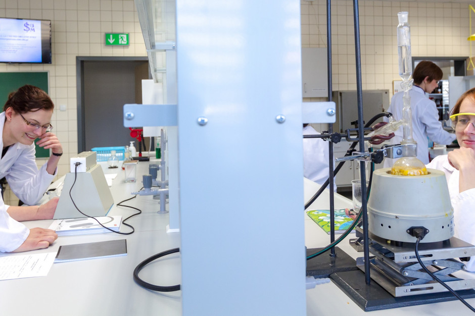 Wydział Farmaceutyczny SUM obecnie prowadzi cztery kierunki: farmację, analitykę medyczną, biotechnologię i kosmetologię. Fot. Materiały prasowe Wydział Farmaceutyczny SUM ma już 45 lat