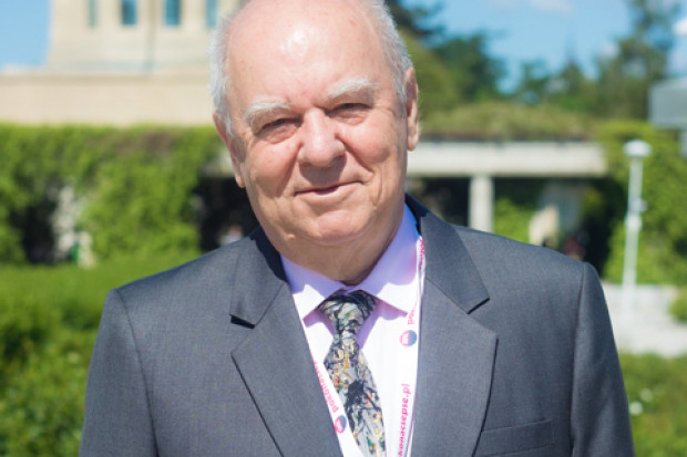 Prof. Andrzej Kübler. Fot. Bartosz Rybotycki Prof. Kübler: aby skutecznie walczyć z sepsą, zacznijmy od jej rejestrowania