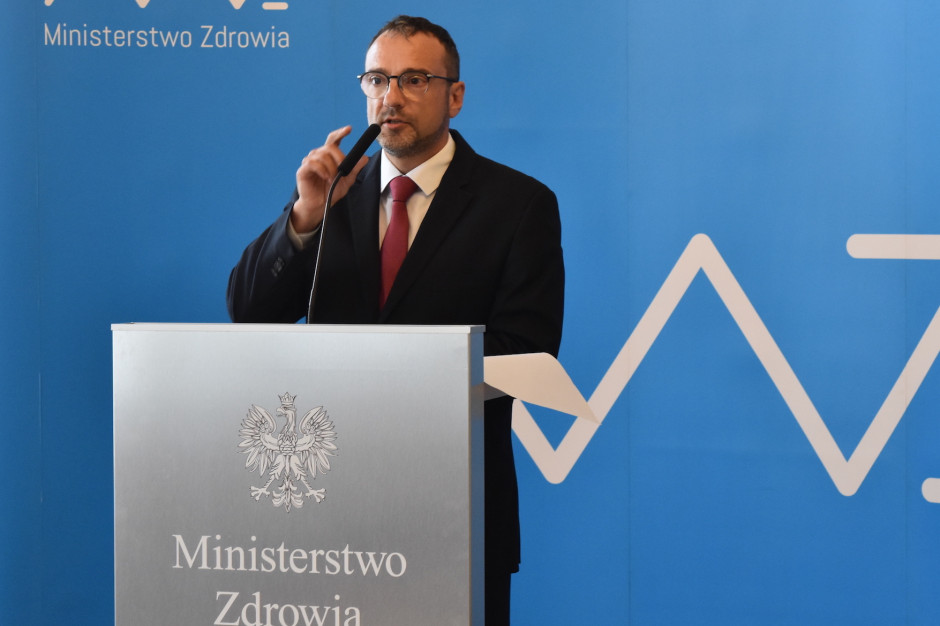 Marcin Czech, wiceminister zdrowia. Źródło: strona MZ Wiceminister Czech o nowym leku na liście refundacyjnej: jesteśmy dumni
