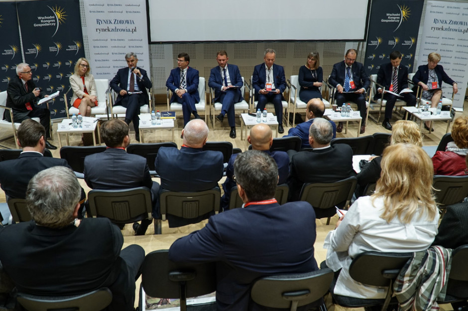 Podczas sesji "Kierunki rozwoju systemu ochrony zdrowia w Polsce". Fot. PTWP Wschodni Kongres Gospodarczy: szpitale szukają pieniędzy na podwyżki płac