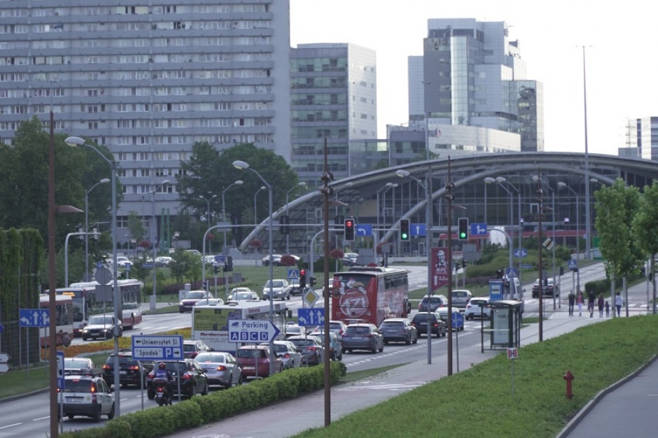 Katowice; FOT. PTWP Śląskie: liczba zakażeń koronawirusem wyraźnie spadła, ale eksperci są ostrożni