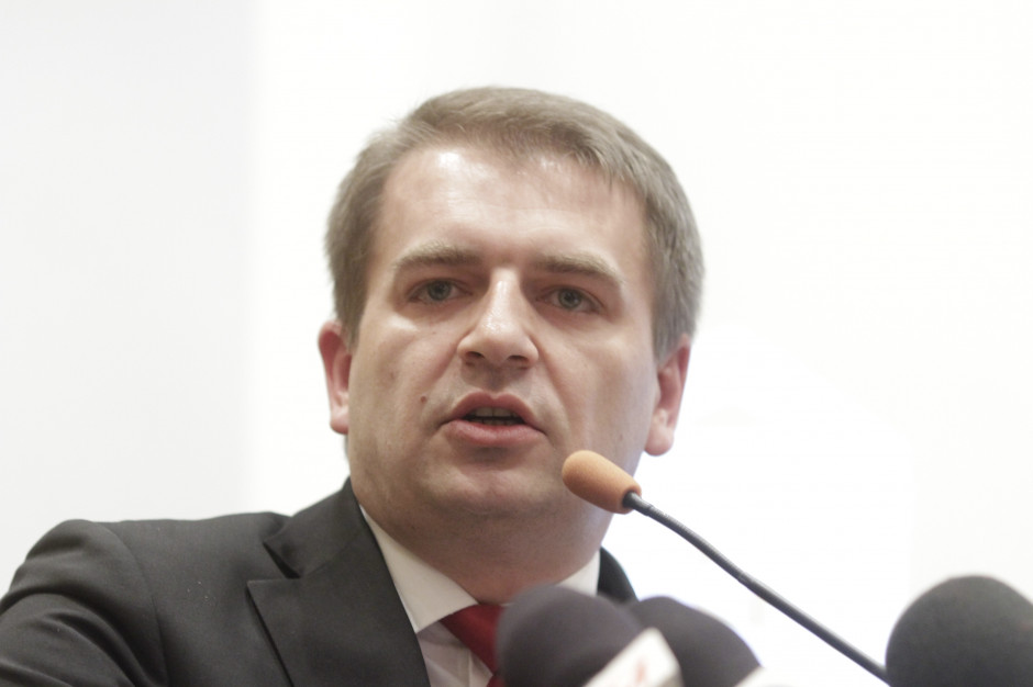 O zwołaniu posiedzenia Bartosz Arłukowicz poinformował na Twitterze. Fot. Archiwum Arłukowicz: 3 stycznia nadzwyczajne posiedzenie sejmowej KZ ws. klauzuli opt-out