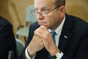 Radziwiłł: na Mazowszu rośnie liczba wolnych łóżek covidowych. Tendencja jest korzystna