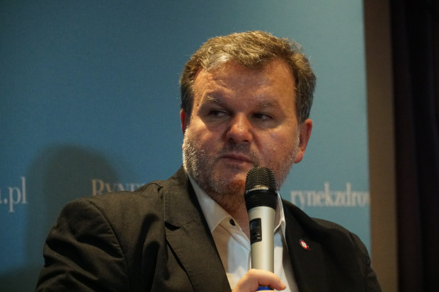 Marek Posobkiewicz: Szczepienia ochronne odgrywają ważną rolę w ochronie najsłabszych osób. Fot. PTWP/Michał Oleksy Posobkiewicz: przy obecnym poziomie wyszczepialności nadal możemy czuć się bezpieczni