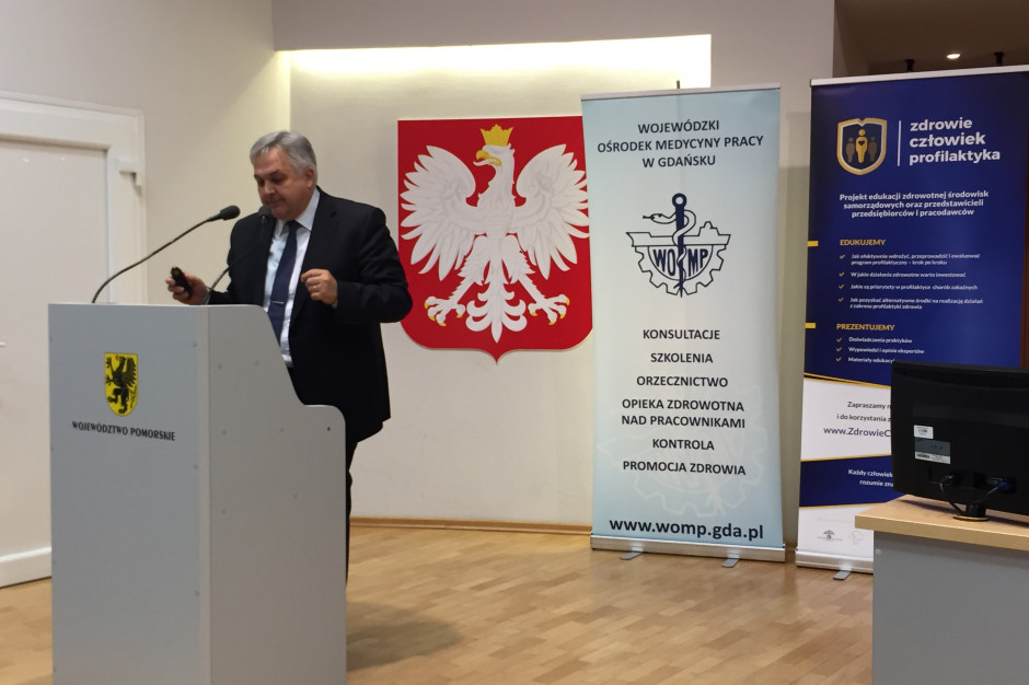 Tomasz Smiatacz z Kliniki Chorób Zakaźnych Gdańskiego Uniwersytetu Medycznego. Fot. Tomasz Jan Prycel Pomorskie: jak zbudować zdrowe miejsce pracy?