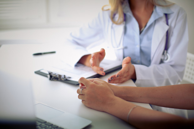 Ministerstwa Zdrowia chce zwiększyć liczbę przesiewowych badań kolonoskopowych. Fot. Shutterstock Badania kolonoskopowe: zgłaszalność na badania wciąż za niska - alarmują eksperci