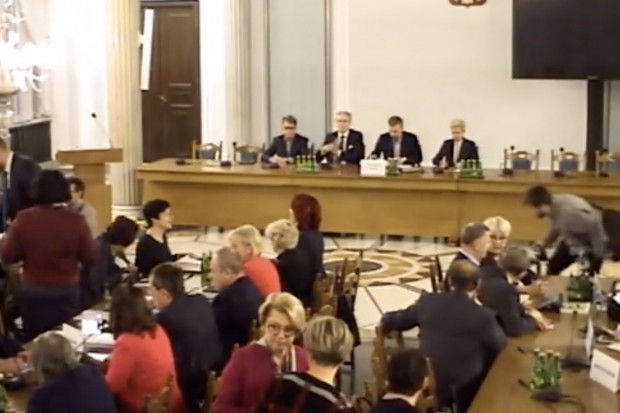 Podczas posiedzenia sejmowej komisji zdrowia, 24 stycznia 2018 r.; FOT. PTWP/Sejm Sejm: minister zapowiada walkę z biurokracją i szybszą informatyzację ochrony zdrowia