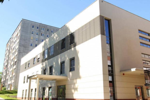 Na zdjęciu: budynek Szpitala Specjalistycznego im. prof. E. Michałowskiego w Katowicach. Fot. Materiały prasowe Katowice: szpital urologiczny z certyfikatem akredytacyjnym MZ